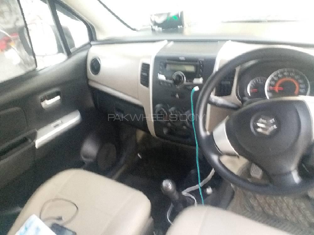 Suzuki Wagon R 2016 for Sale in Multan Suzuki Wagon R 2016 for Sale in Multan Image-11