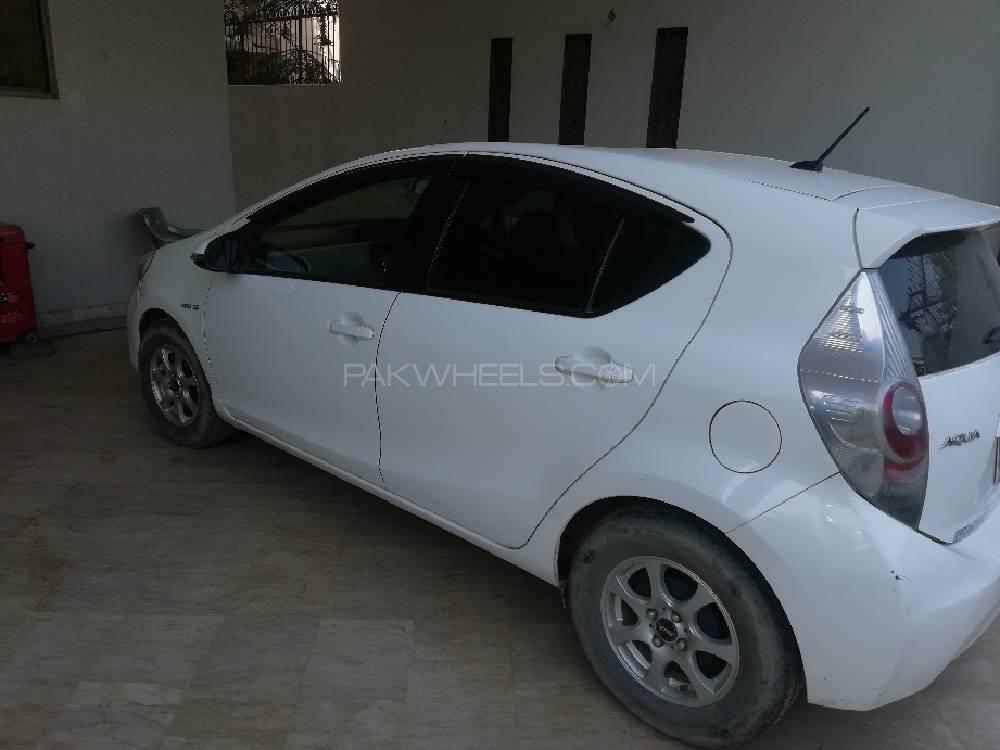 ٹویوٹا اکوا 2013 for Sale in لاہور ٹویوٹا اکوا 2013 for Sale in لاہور Image-6