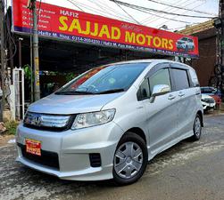Slide_honda-spike-2014-32922262