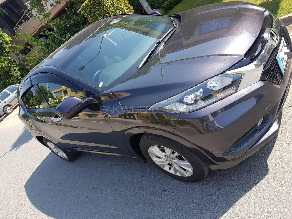 Honda Vezel 2014 for Sale in Lahore Honda Vezel 2014 for Sale in Lahore Image-8