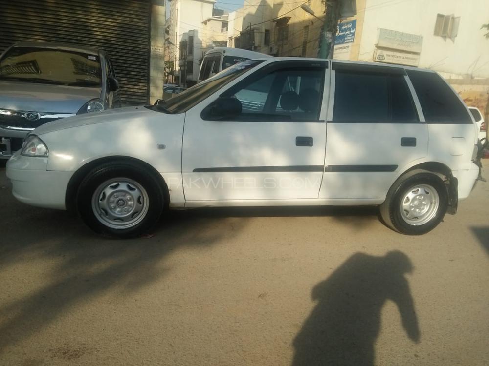 Suzuki Cultus 2011 for Sale in Karachi Suzuki Cultus 2011 for Sale in Karachi Image-3
