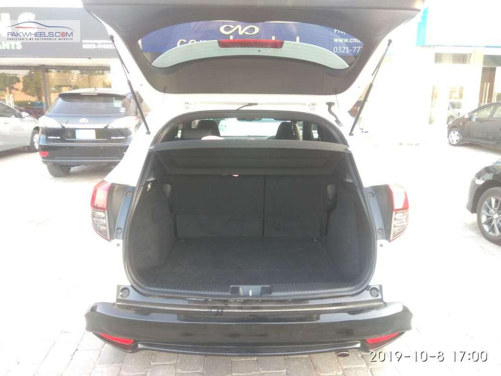 Honda Vezel 2018 for Sale in Lahore Honda Vezel 2018 for Sale in Lahore Image-24
