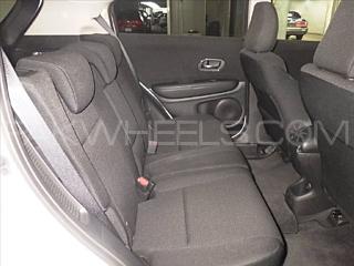 Honda Vezel 2014 for Sale in Lahore Honda Vezel 2014 for Sale in Lahore Image-7