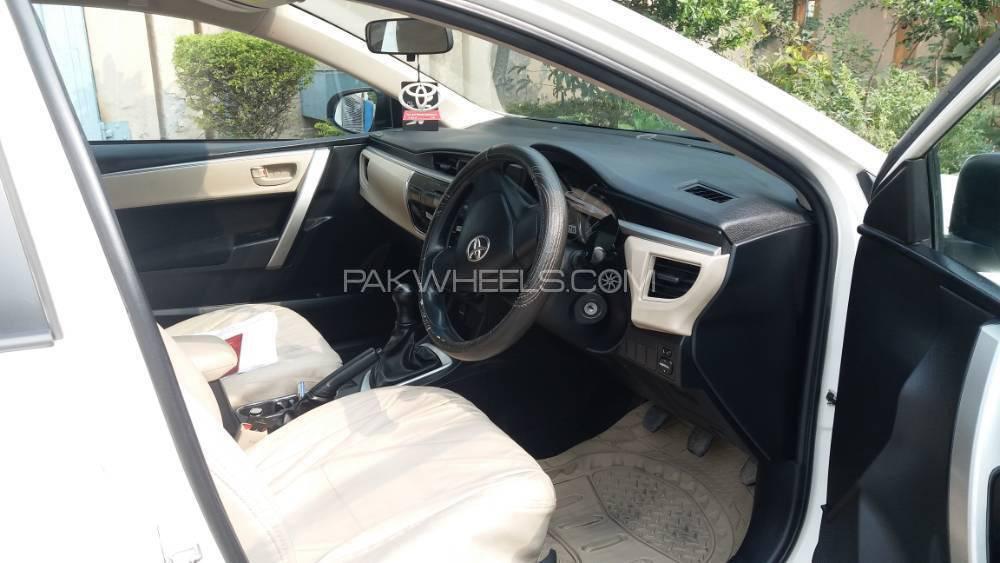 Toyota Corolla 2016 for Sale in Sargodha Toyota Corolla 2016 for Sale in Sargodha Image-4