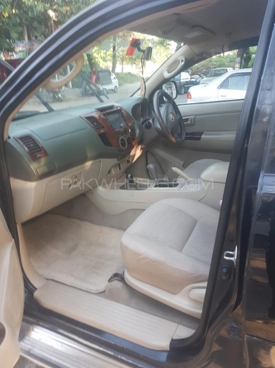 Toyota Hilux 2005 for Sale in Islamabad Toyota Hilux 2005 for Sale in Islamabad Image-4
