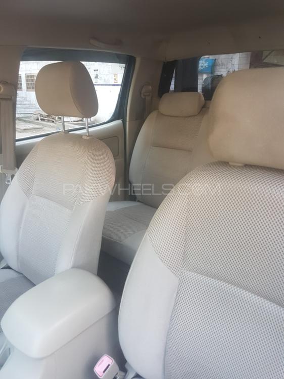 Toyota Hilux 2005 for Sale in Islamabad Toyota Hilux 2005 for Sale in Islamabad Image-5