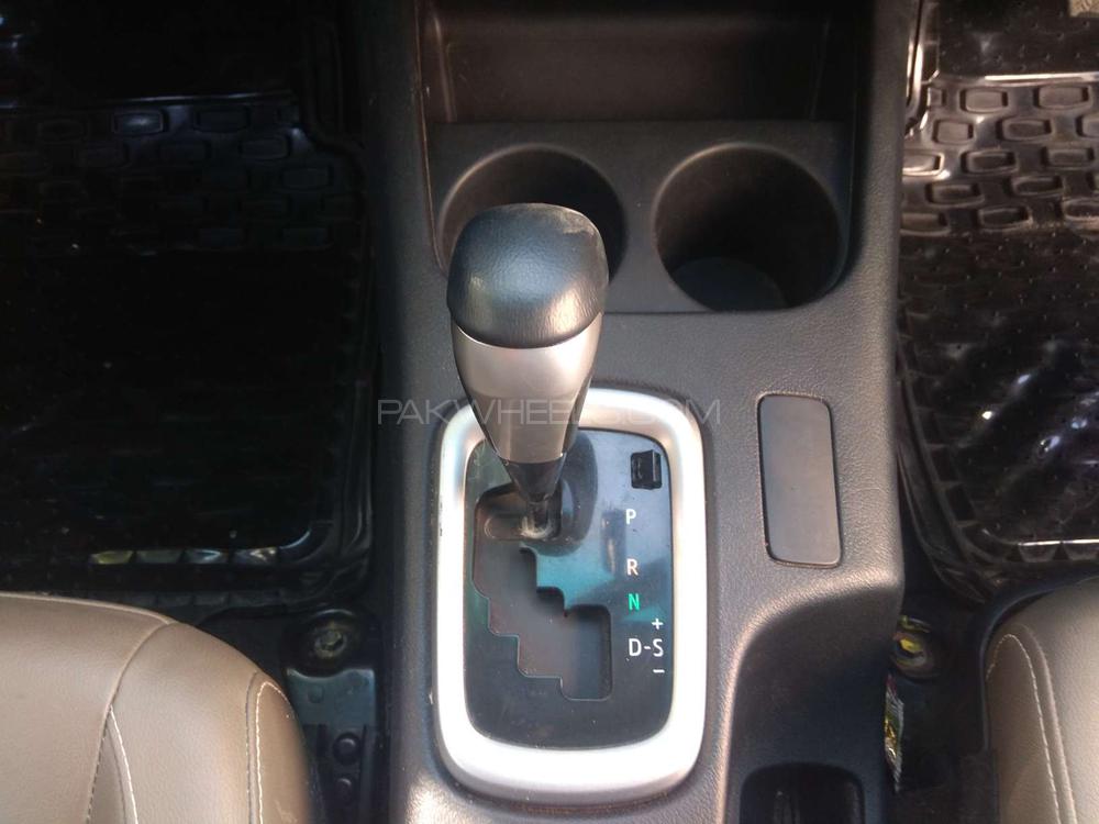 Toyota Hilux 2016 for Sale in Karachi Toyota Hilux 2016 for Sale in Karachi Image-6