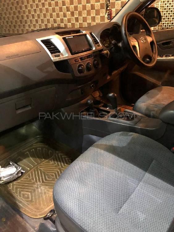 ٹویوٹا ہائیلکس 2012 for Sale in لاہور ٹویوٹا ہائیلکس 2012 for Sale in لاہور Image-6