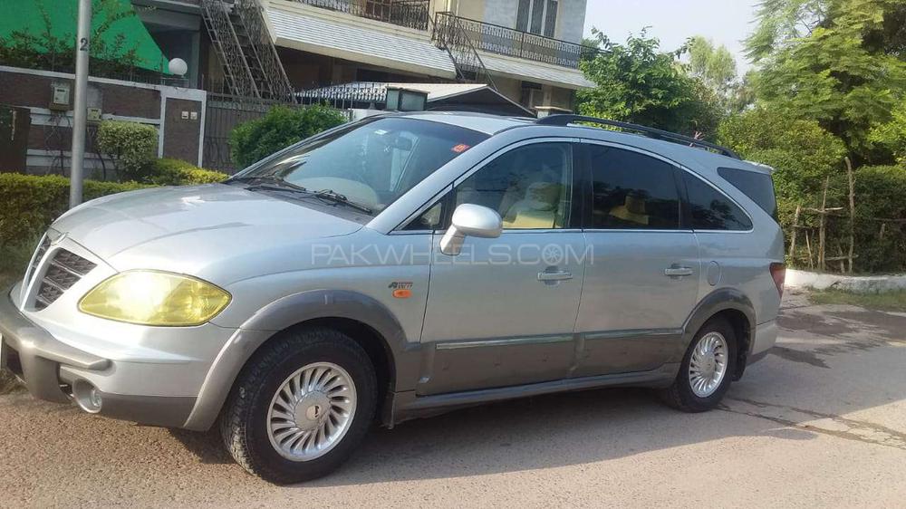 SsangYong Stavic 2014 for Sale in Islamabad Image-1