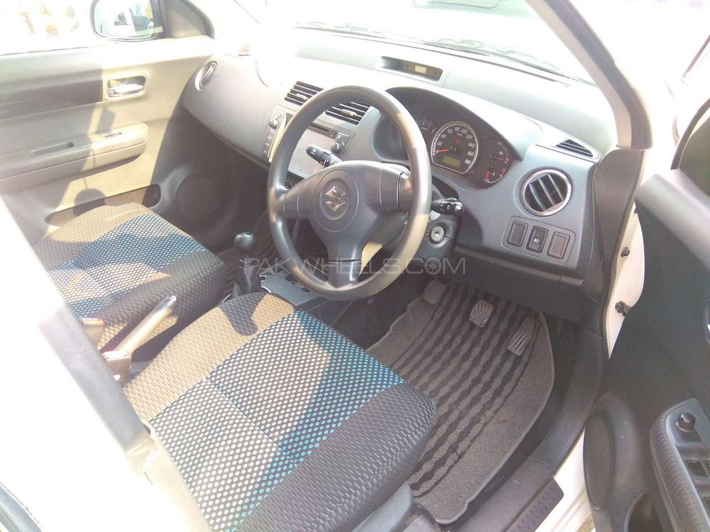 Suzuki Swift 2014 for Sale in Lahore Suzuki Swift 2014 for Sale in Lahore Image-5