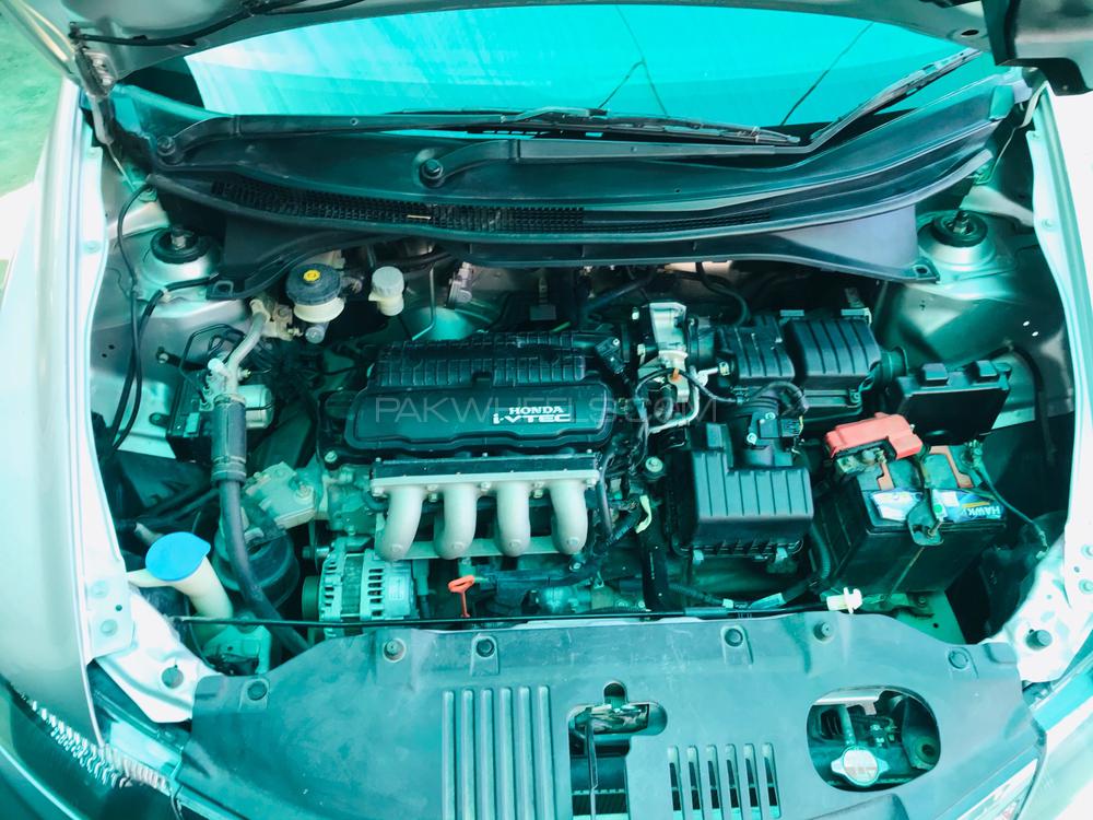 Honda City 2016 for Sale in Rahim Yar Khan Honda City 2016 for Sale in Rahim Yar Khan Image-2