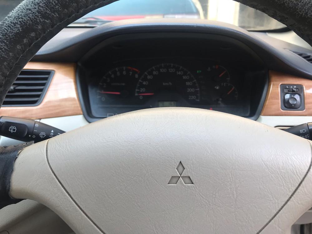 مٹسوبیشی لینسر 2006 for Sale in کراچی مٹسوبیشی لینسر 2006 for Sale in کراچی Image-7