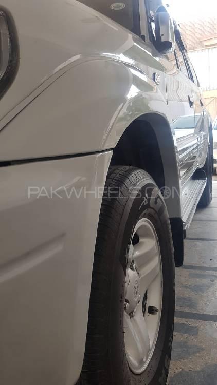 Toyota Prado 2002 for Sale in Peshawar Toyota Prado 2002 for Sale in Peshawar Image-4