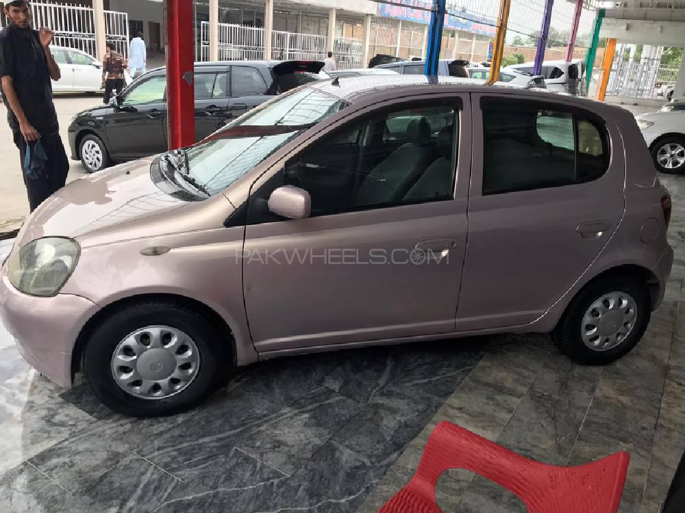 Toyota Vitz 2001 for Sale in Peshawar Toyota Vitz 2001 for Sale in Peshawar Image-4