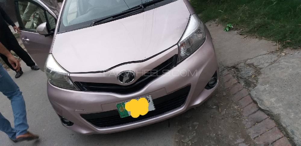 Toyota Vitz 2012 for Sale in Lahore Image-1