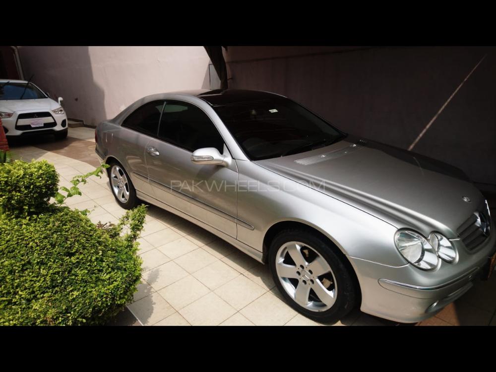 Mercedes Benz C Class Coupe 2004 for Sale in Gujrat Image-1