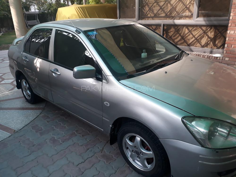 مٹسوبیشی لینسر 2004 for Sale in لاہور مٹسوبیشی لینسر 2004 for Sale in لاہور Image-3