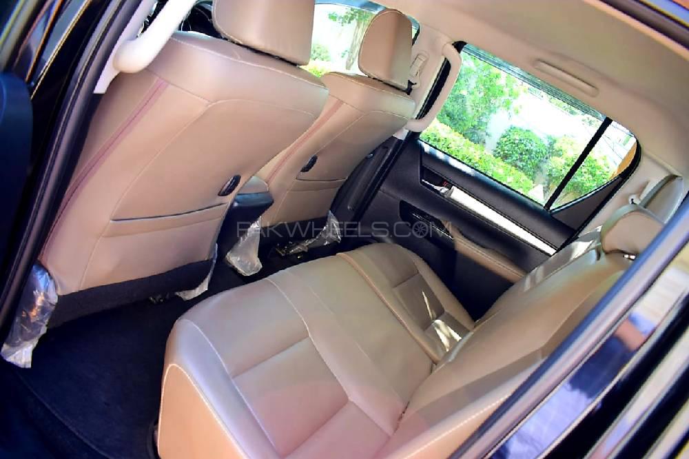 Toyota Hilux 2017 for Sale in Multan Toyota Hilux 2017 for Sale in Multan Image-6