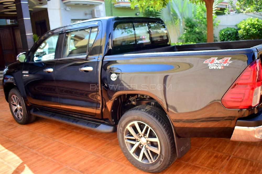 Toyota Hilux 2017 for Sale in Multan Toyota Hilux 2017 for Sale in Multan Image-7