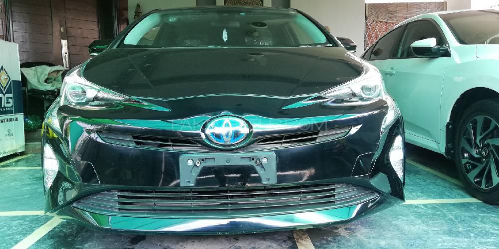 Toyota Prius 2015 for Sale in Lahore Toyota Prius 2015 for Sale in Lahore Image-9