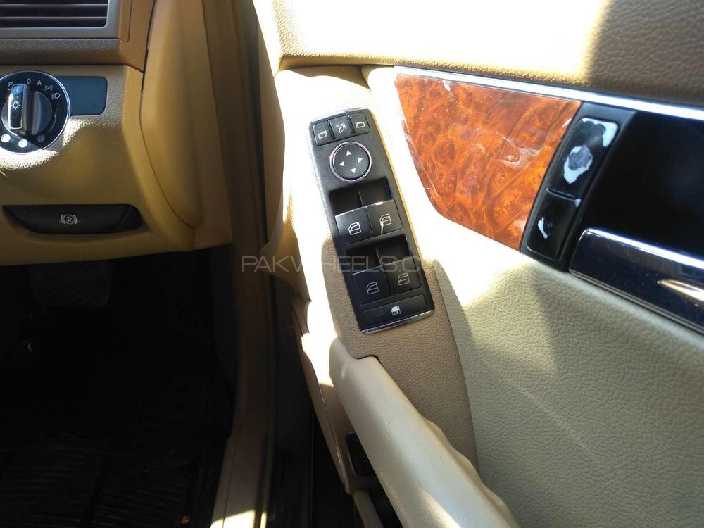 مرسڈیز بینز سی کلاس 2008 for Sale in کراچی مرسڈیز بینز سی کلاس 2008 for Sale in کراچی Image-13