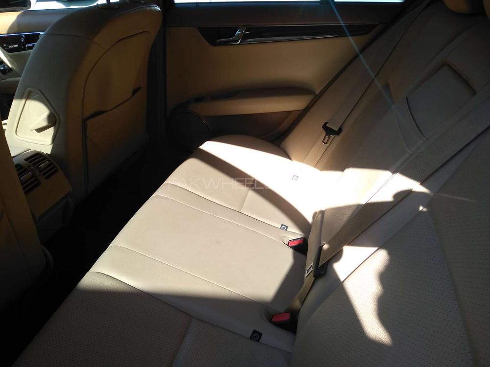 مرسڈیز بینز سی کلاس 2008 for Sale in کراچی مرسڈیز بینز سی کلاس 2008 for Sale in کراچی Image-15
