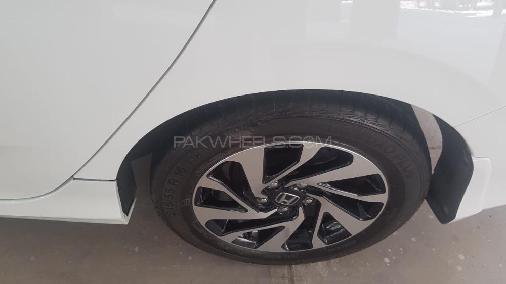 Honda Civic 2017 for Sale in Karachi Honda Civic 2017 for Sale in Karachi Image-2