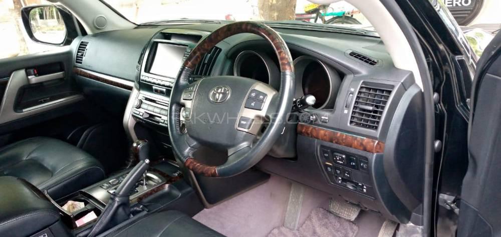Toyota Land Cruiser 2010 for Sale in Islamabad Toyota Land Cruiser 2010 for Sale in Islamabad Image-3