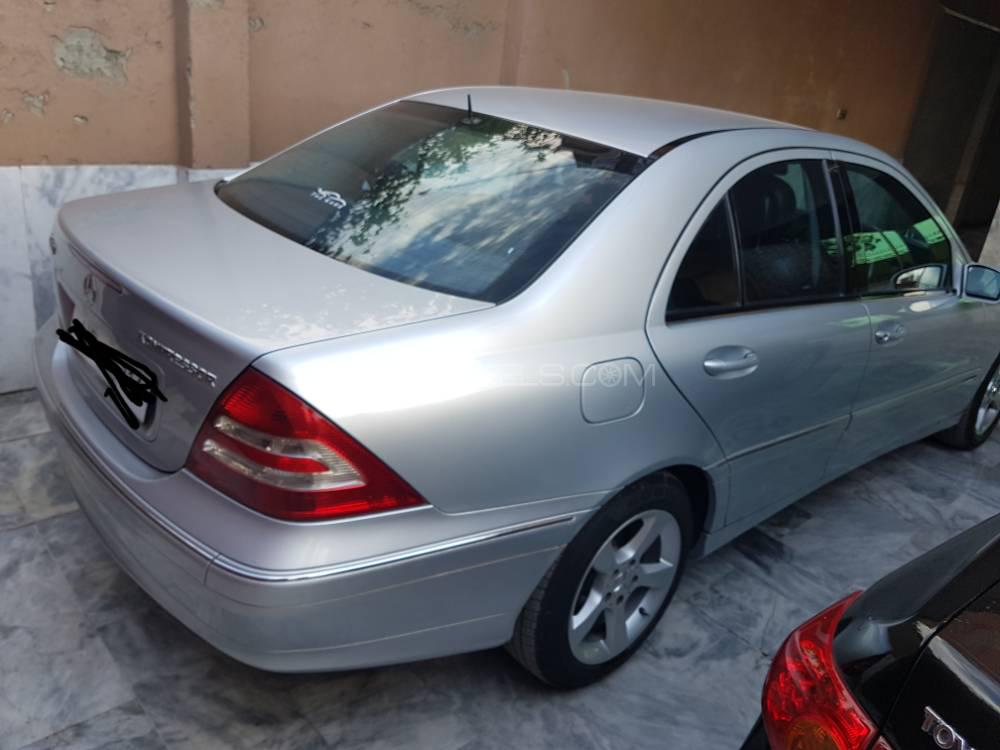 مرسڈیز بینز سی کلاس 2006 for Sale in پشاور مرسڈیز بینز سی کلاس 2006 for Sale in پشاور Image-15