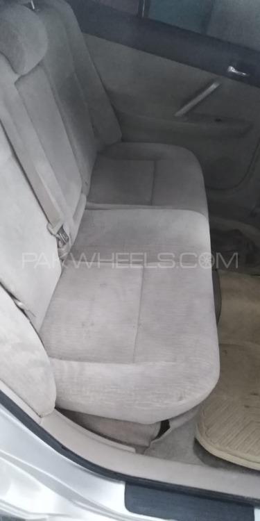 Toyota Premio 2004 for Sale in Peshawar Toyota Premio 2004 for Sale in Peshawar Image-3