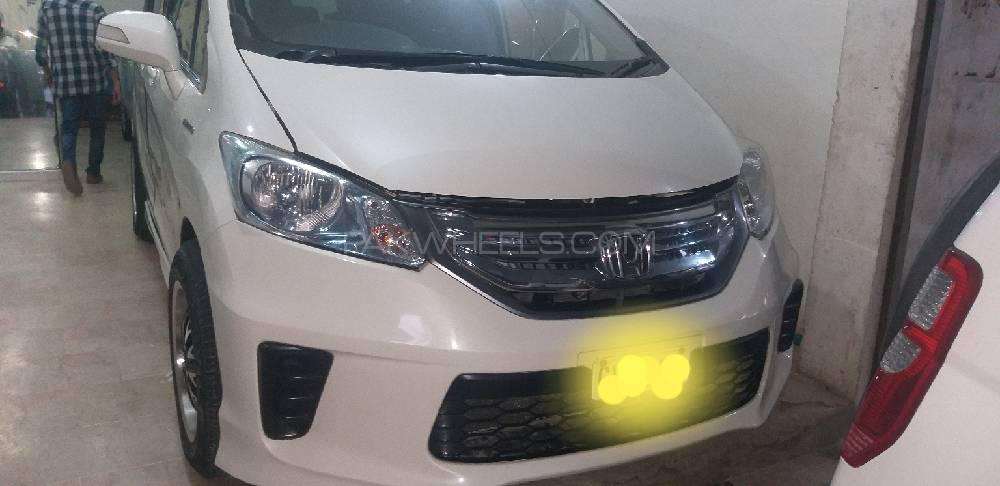 Honda Freed 2012 for Sale in Hyderabad Image-1