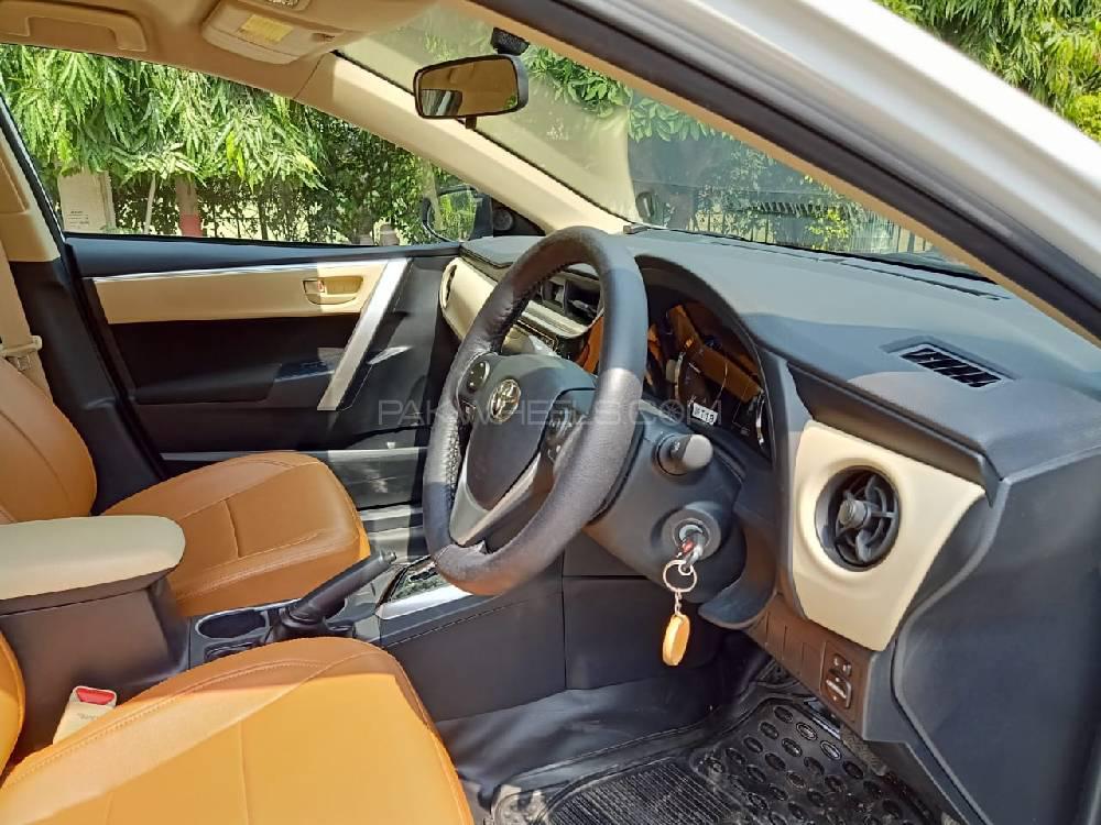 Toyota Corolla 2019 for Sale in Lahore Toyota Corolla 2019 for Sale in Lahore Image-10