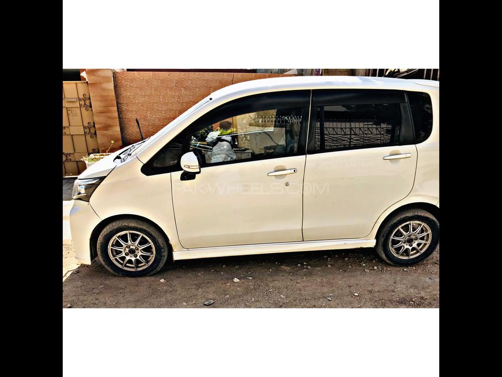 Daihatsu Move 2014 for Sale in Karachi Daihatsu Move 2014 for Sale in Karachi Image-3