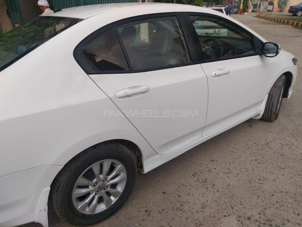 ہونڈا سٹی 2014 for Sale in لاہور ہونڈا سٹی 2014 for Sale in لاہور Image-10