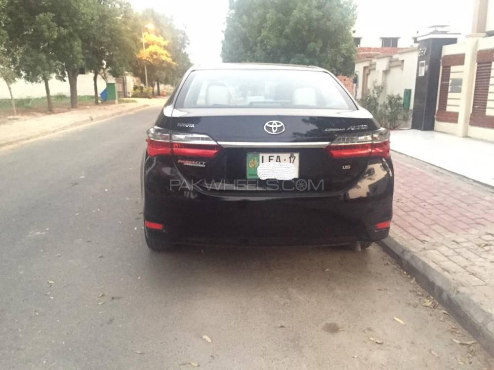 Toyota Corolla 2017 for Sale in Lahore Toyota Corolla 2017 for Sale in Lahore Image-16
