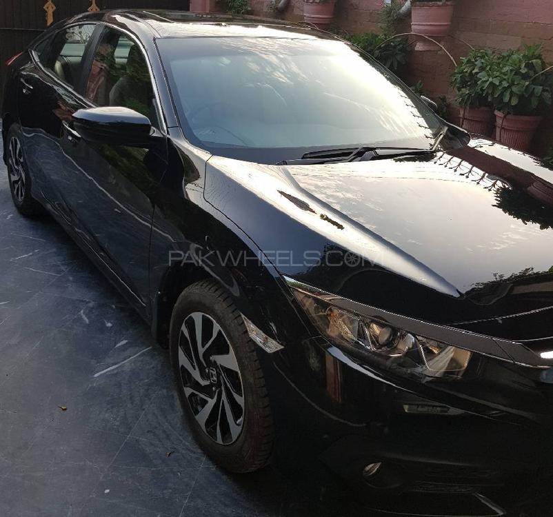 Honda Civic 2018 for Sale in Lahore Honda Civic 2018 for Sale in Lahore Image-3