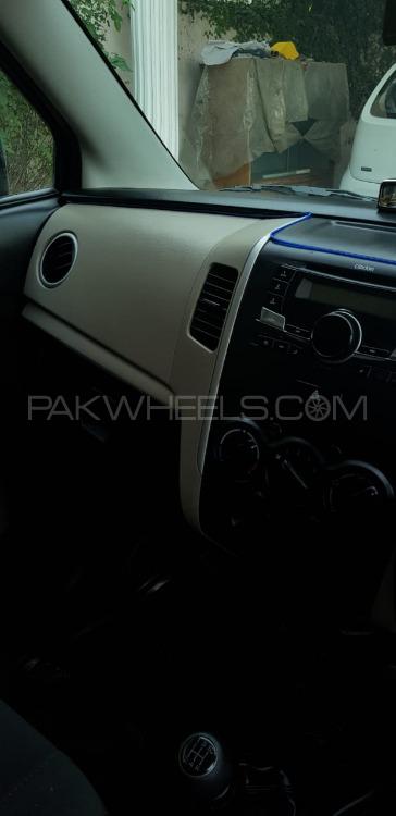 Suzuki Wagon R 2015 for Sale in Lahore Suzuki Wagon R 2015 for Sale in Lahore Image-9