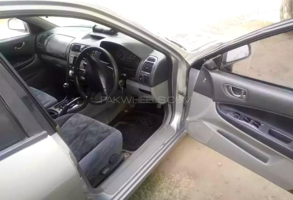 Mitsubishi Galant 2002 for Sale in Lahore Mitsubishi Galant 2002 for Sale in Lahore Image-5