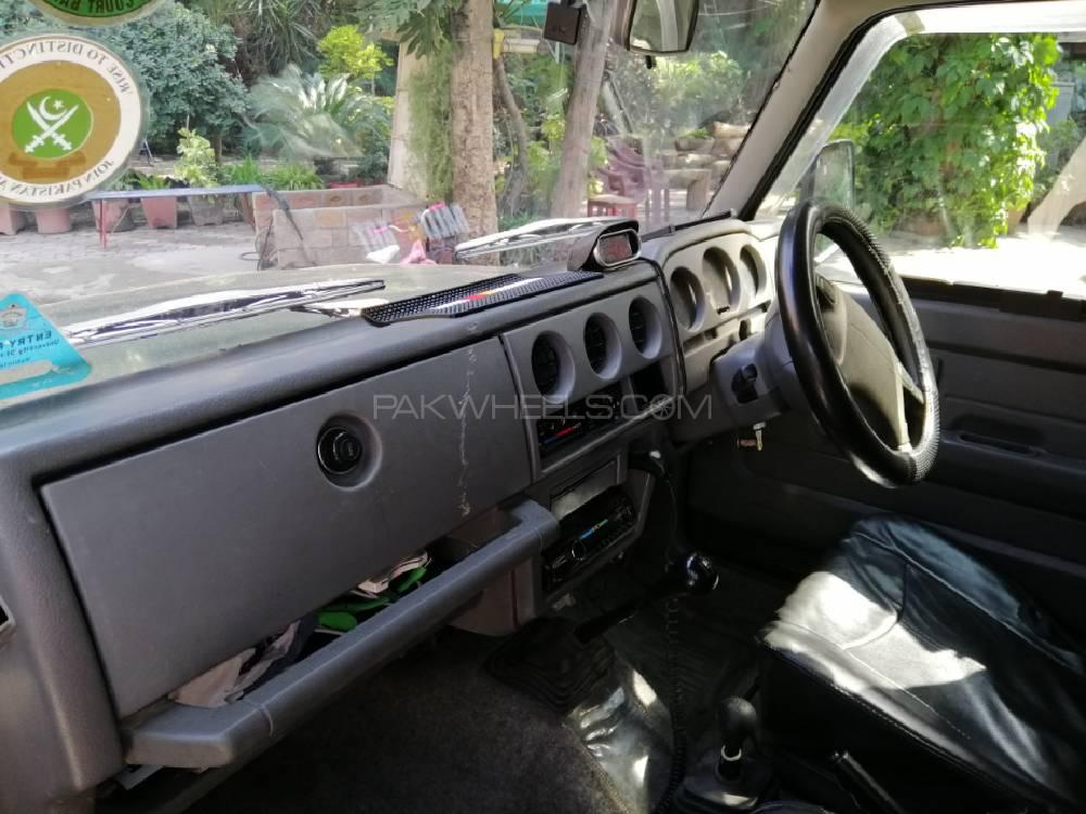 Suzuki Jimny Sierra 1998 for Sale in Lahore Suzuki Jimny Sierra 1998 for Sale in Lahore Image-11