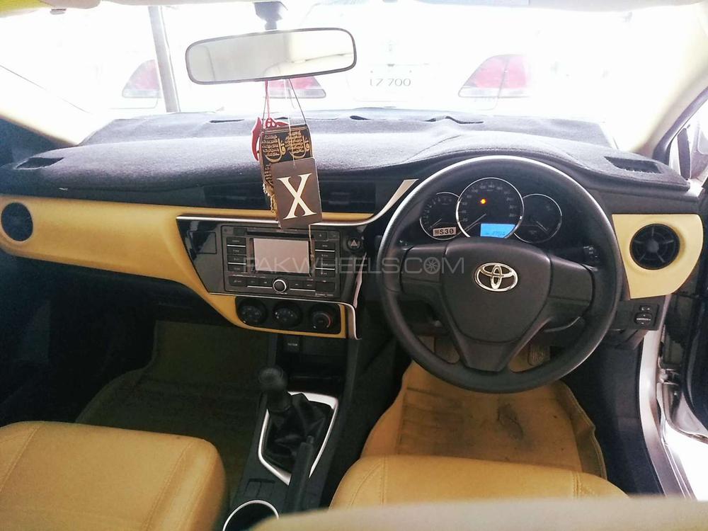Toyota Corolla 2018 for Sale in Rawalpindi Toyota Corolla 2018 for Sale in Rawalpindi Image-8