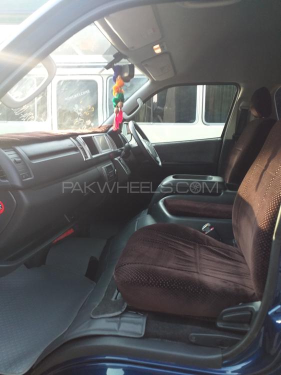 Toyota Hiace 2014 for Sale in Burewala Toyota Hiace 2014 for Sale in Burewala Image-11