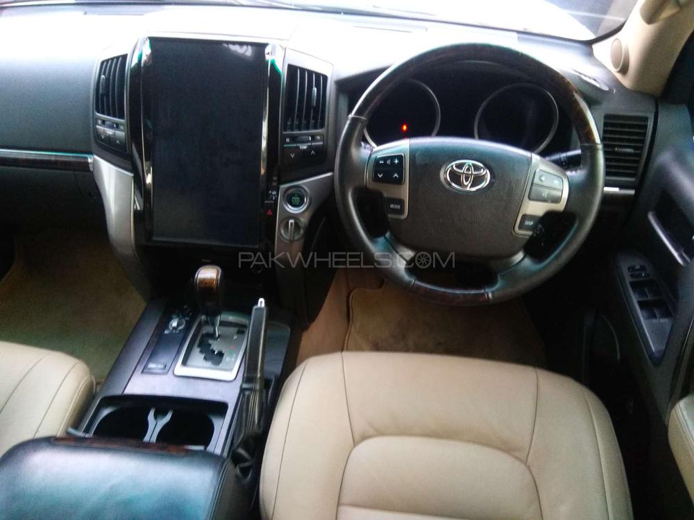 Toyota Land Cruiser 2007 for Sale in Lahore Toyota Land Cruiser 2007 for Sale in Lahore Image-12