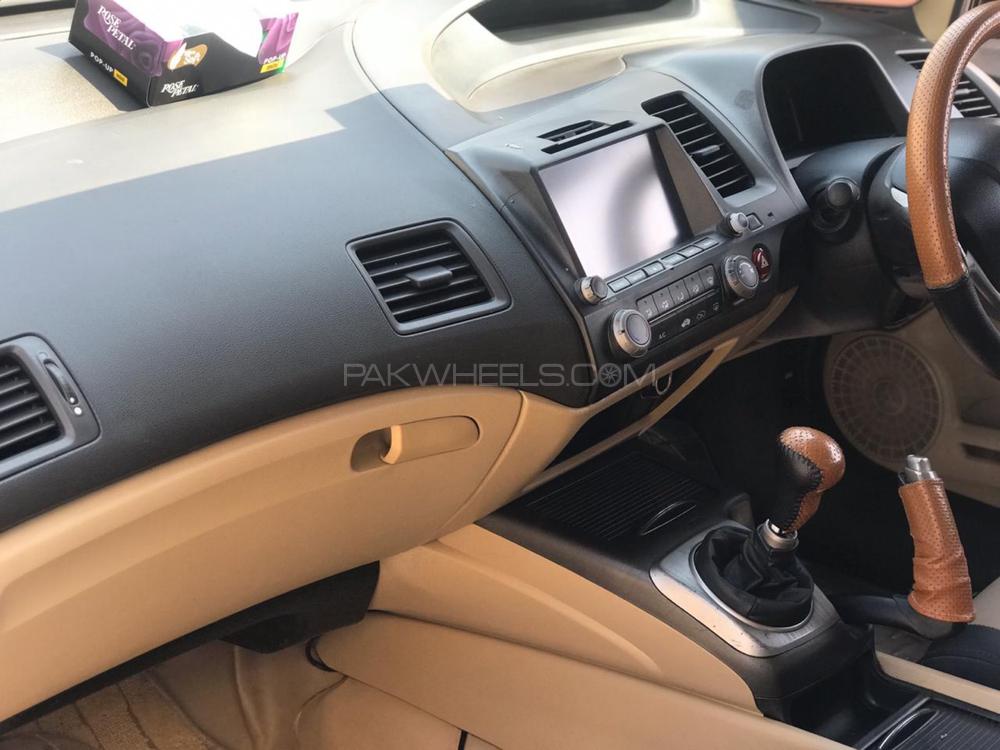 Honda Civic 2010 for Sale in Hyderabad Honda Civic 2010 for Sale in Hyderabad Image-2