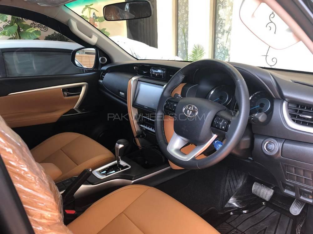 Toyota Fortuner 2019 for Sale in Lahore Toyota Fortuner 2019 for Sale in Lahore Image-5