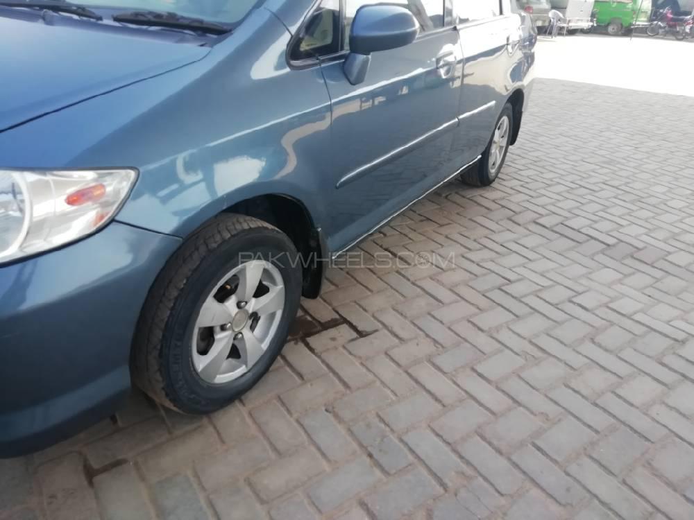ہونڈا سٹی 2005 for Sale in فیصل آباد ہونڈا سٹی 2005 for Sale in فیصل آباد Image-4