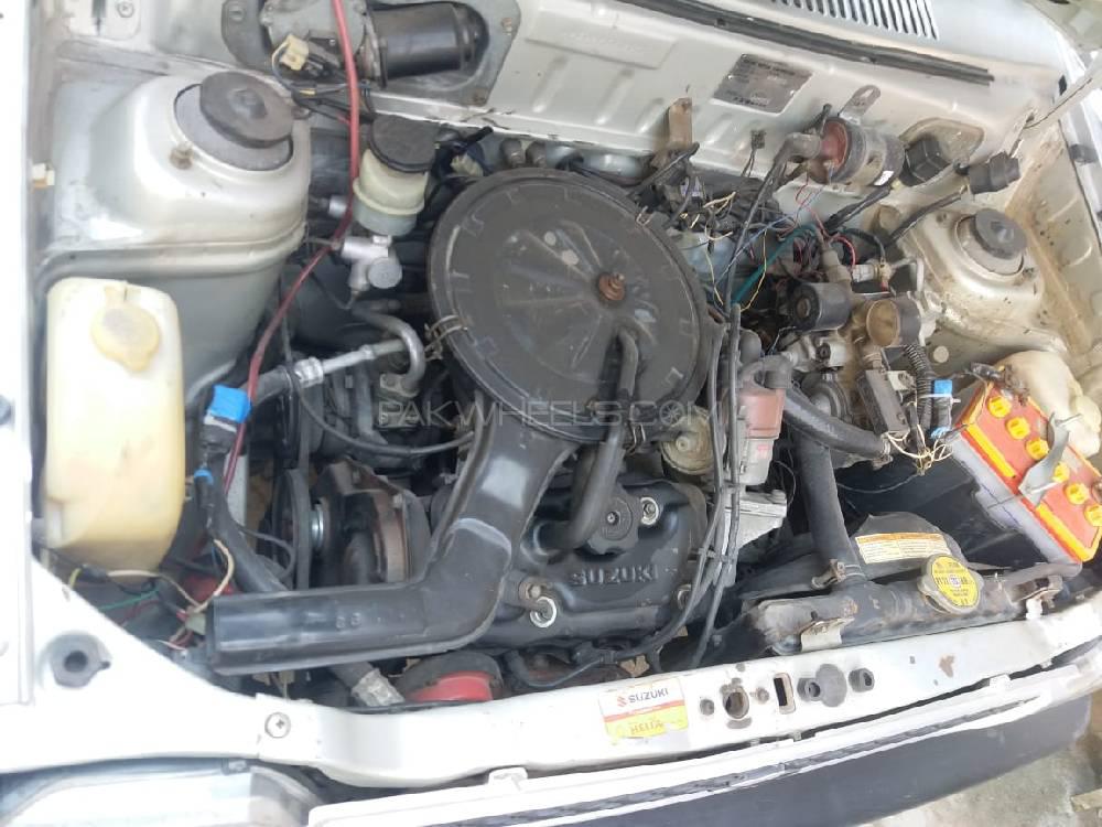 Suzuki Mehran 2006 for Sale in Lahore Suzuki Mehran 2006 for Sale in Lahore Image-4
