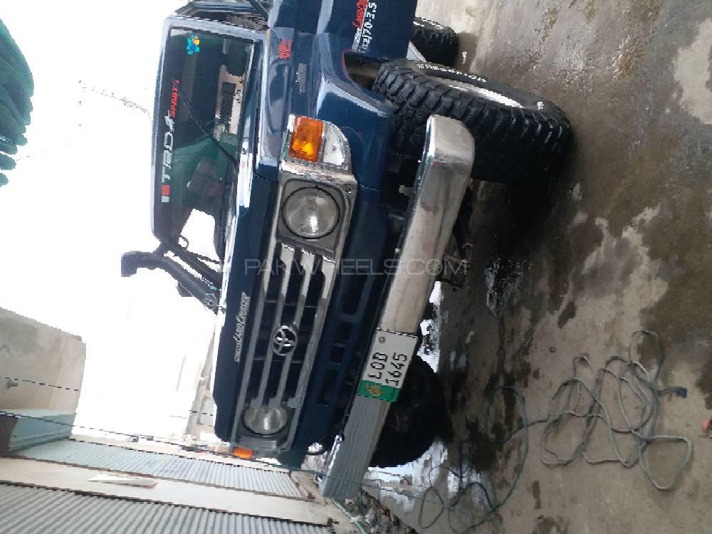 Toyota Land Cruiser 1990 for Sale in Nowshera Toyota Land Cruiser 1990 for Sale in Nowshera Image-3