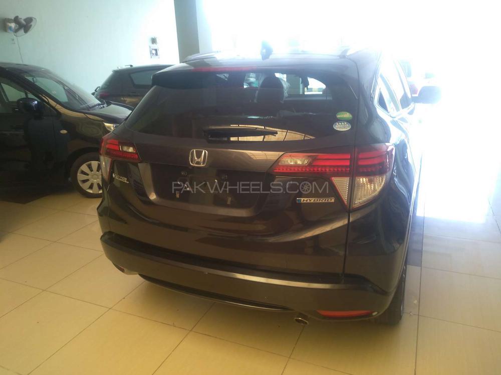 Honda Vezel 2015 for Sale in Multan Honda Vezel 2015 for Sale in Multan Image-5