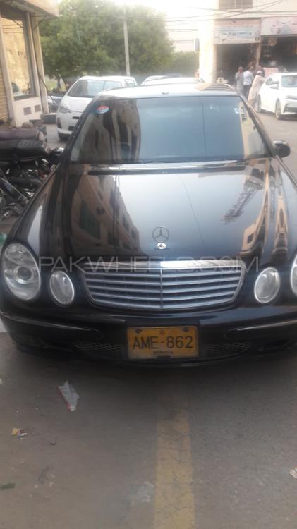 Mercedes Benz E Class 2004 for Sale in Karachi Image-1