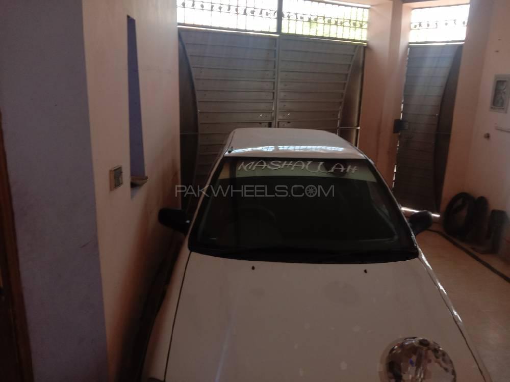 Suzuki Cultus 2005 for Sale in Chichawatni Suzuki Cultus 2005 for Sale in Chichawatni Image-2